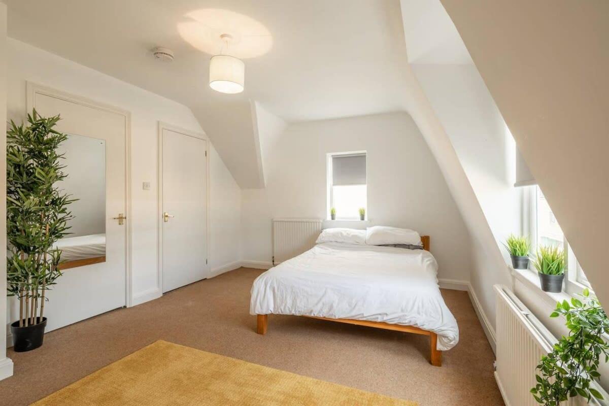 Spacious 3 Bedroom Flat In Heart Of City Centre Cambridge  Exterior photo